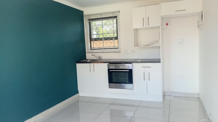 To Let 1 Bedroom Property for Rent in Siyakha Eastern Cape